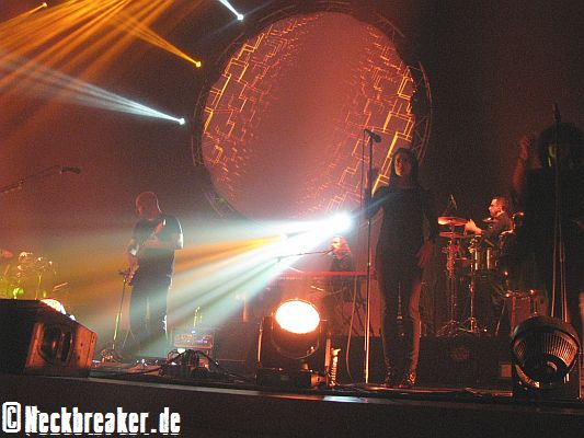 live 20191107 0106 britfloyd